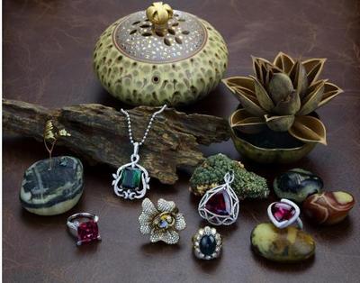 謝瑞麟 珠寶大佬的坎坷經(jīng)商之路與互聯(lián)網(wǎng)時(shí)代的新篇章